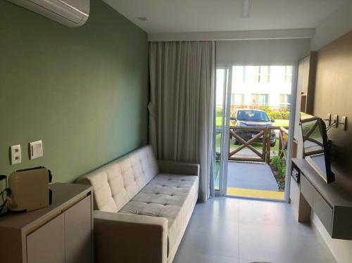 Apartamento Muro Alto Condom�nio Clube
