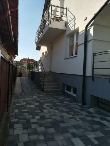 Hajnal Apartmanh�z