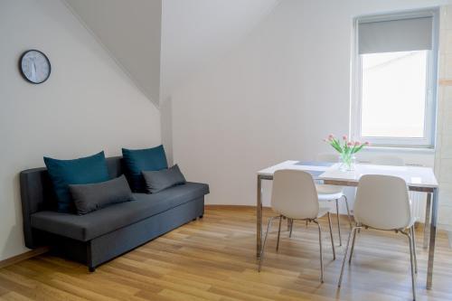 East Side Corner - Apartment 2
