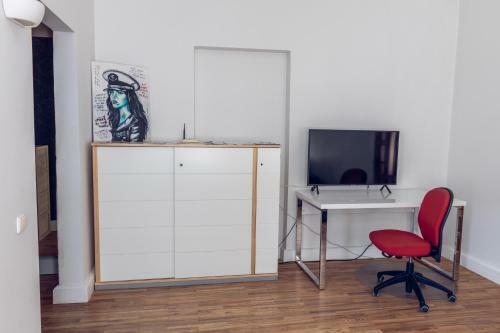 Apartamento Modern 2-room Flat In The City Center
