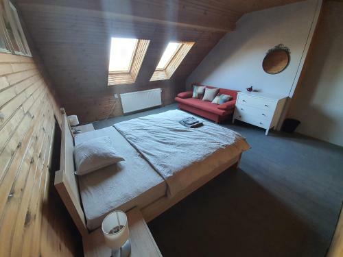 Riverside Holiday House Apartments
