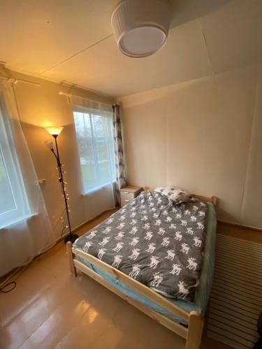 Bright And Cosy Place At Rustic House