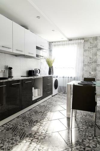 New Bright Stylish Apartment Near Riga