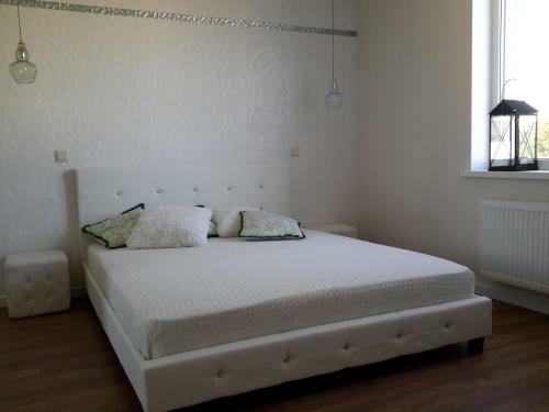 Villa Florance Apartments With Parking