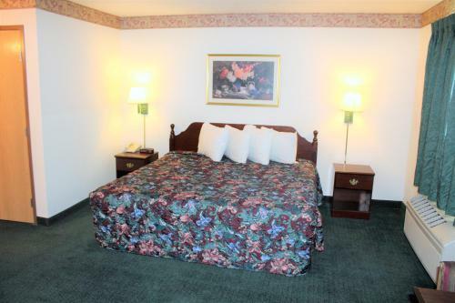 Hotel Cumberland Inn And Suites