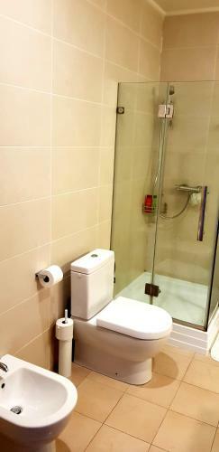 Exceptional Uzupis Bridge 3 Bedroom Apartment
