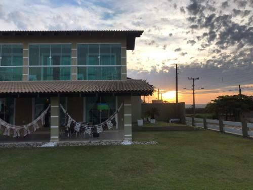 Casa Agrad�vel Com Estacionamento Inclu�do