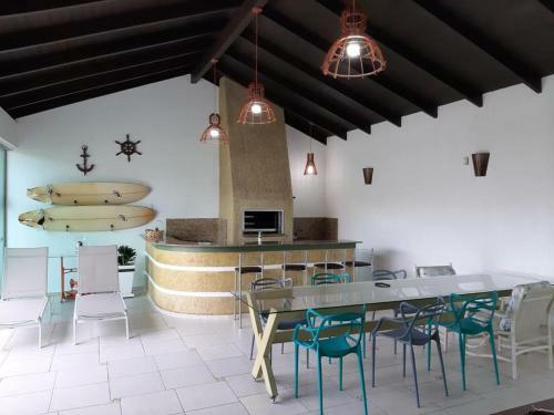 Casa Agrad�vel Com Estacionamento Inclu�do