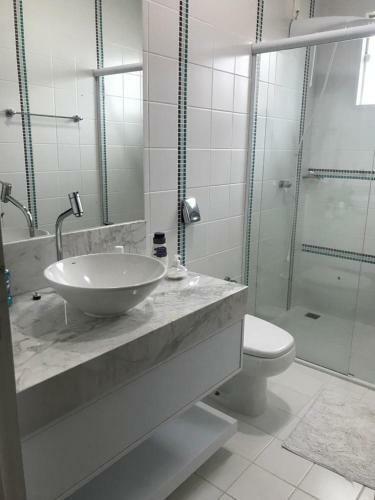 Casa Agrad�vel Com Estacionamento Inclu�do