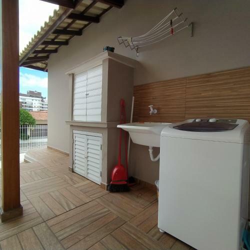 Apartamento Loft Encantador D - 8 Km de Floripa