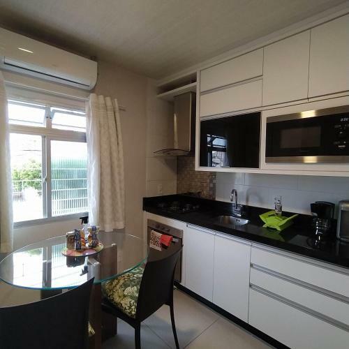 Apartamento Loft Encantador B - 8 Km de Floripa
