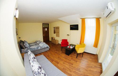 Bed & Breakfast Kroni? Palace