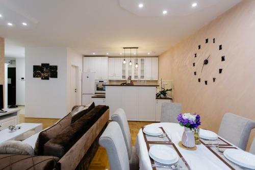 Apartman Kristina 4*