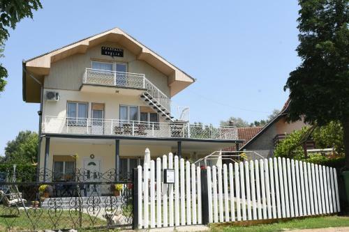 Apartamani Evelin