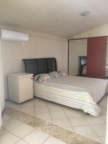 Casa 4 Quartos Em Stella Maris 200 Metros Da Praia