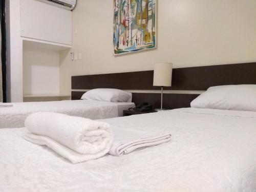 Hotel Athenas Multiempresarial, 611