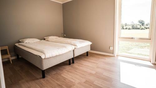 Saxn�s Ferieboende L Sara