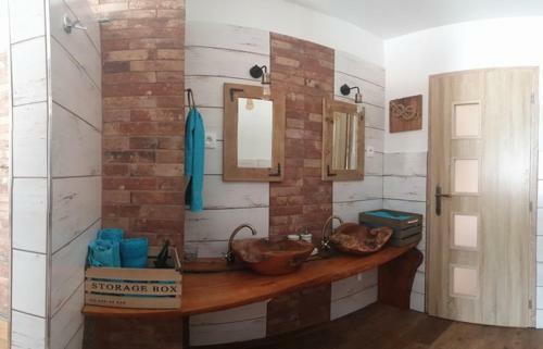 Apartm�nov� Dom Adas