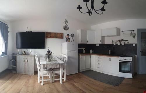 Apartm�nov� Dom Adas
