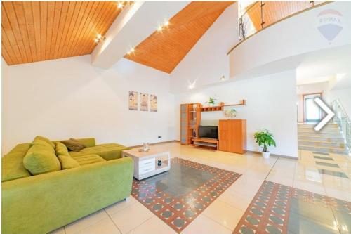 Villa Raca Retreat