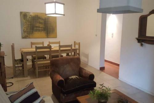 Amplia Casa Residencial En Excelente Ubicaci�n