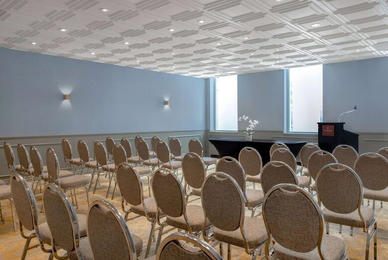 Hotel Ramada Downtown Calgary
