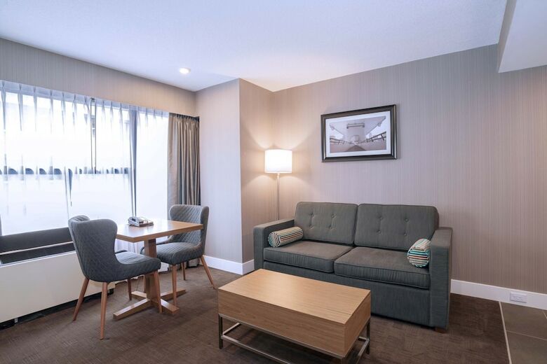 Sandman Hotel Calgary City Center