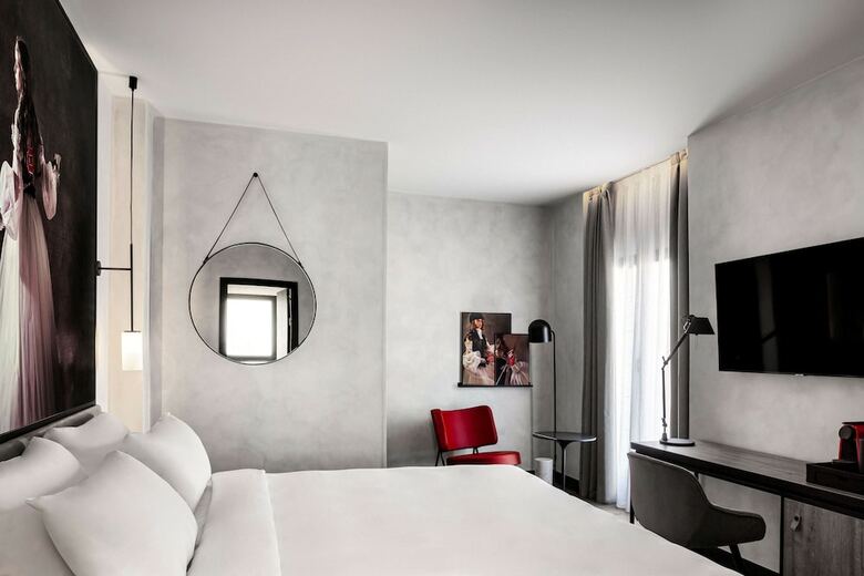 Hotel Radisson Red Madrid