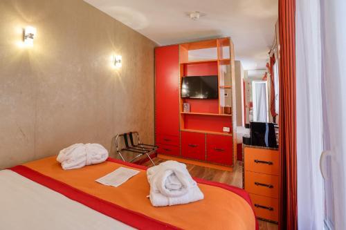 Hotel Excelsior By Happyculture