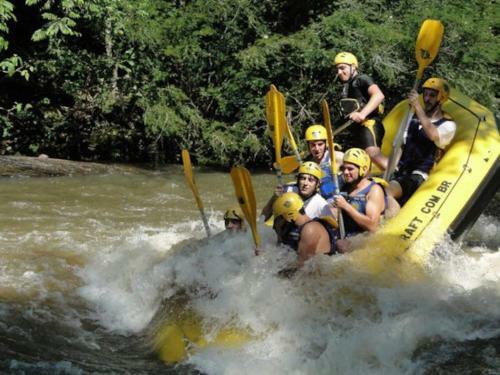 Grey House, Pr�ximo A Gramado E Ao Templo Budista