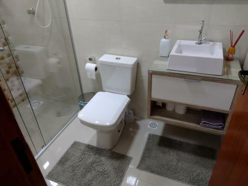 Grey House, Pr�ximo A Gramado E Ao Templo Budista