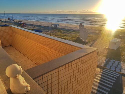 Apartamento Incr�vel Sacada A Beira Mar Apto 3q