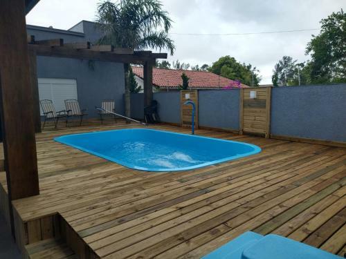 Casa Confort�vel Com Piscina Aquecida