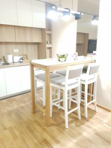 Sunstone Apartment