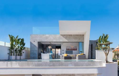 Villa Oceanic - Heated Pool, Free Car And Bikes