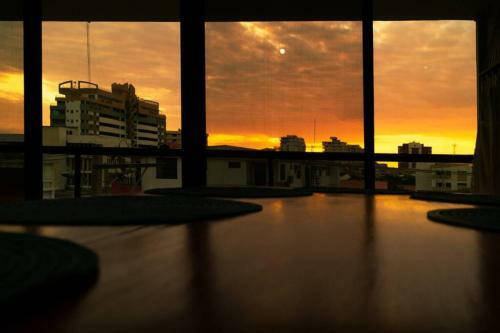 Chipipe Salinas Beachfront Apartment W/ Parking