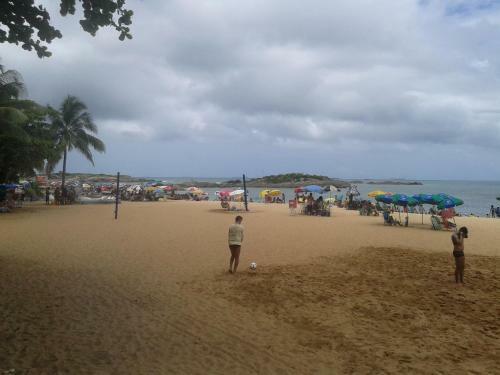 Quarto Com Frigobar Tr�s Quadras Mar Aceita Pets