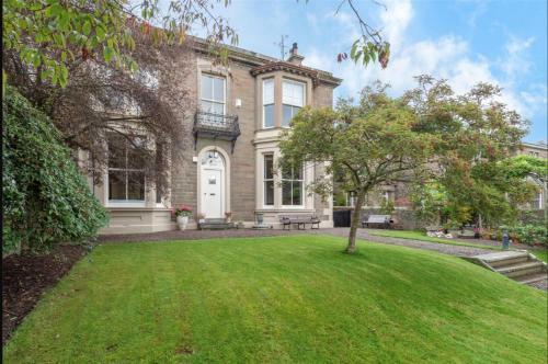 Milton Bank Garden Apartment