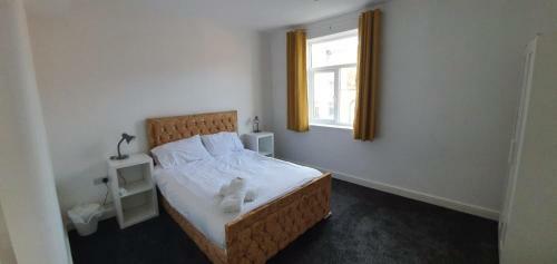 Hostal Fantastic Brand New Rooms
