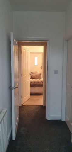 Hostal Fantastic Brand New Rooms