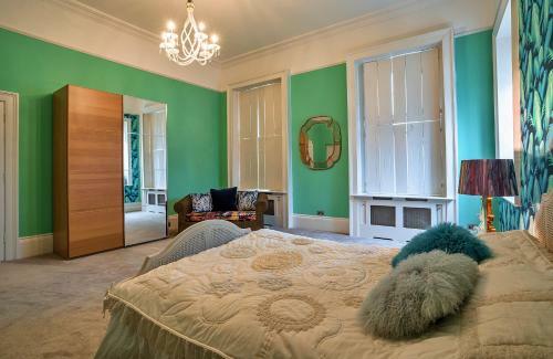 Stratford House - Luxury 4 Bed Townhouse