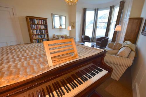 Beach House - Carrick Castle