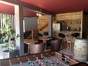 Mont Bouquet Lodge & Activity Center
