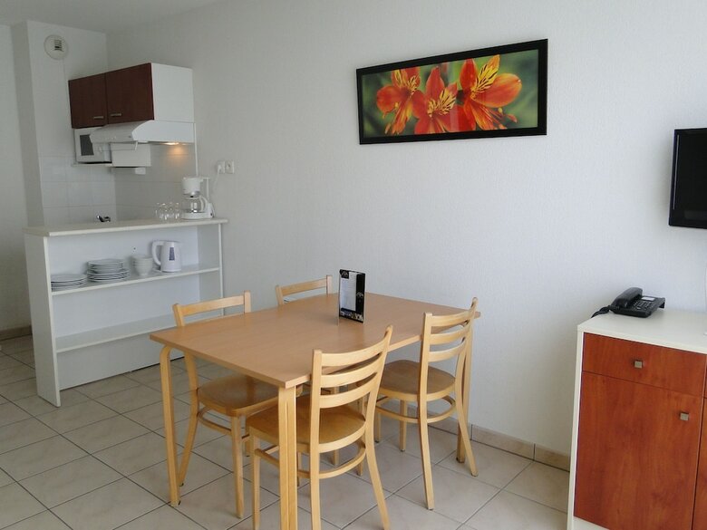Aparthotel All Suites Appart H�tel M�rignac