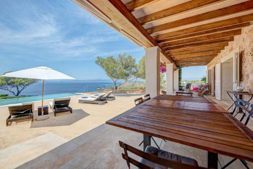 Villa Enfrente Del Mar Cerca de Badia Blava