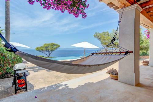Villa Enfrente Del Mar Cerca de Badia Blava