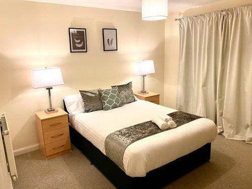 Superior Two-bed Apartment With Free Parking, Cv1 Coventry