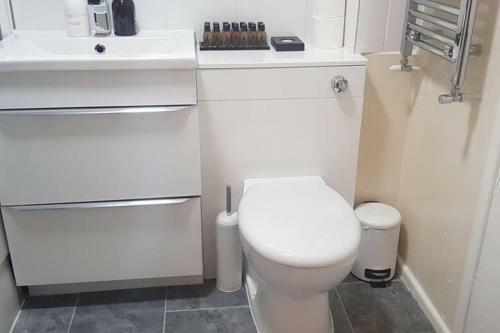 Royal House, Croydon With Netflix & Amazon Music