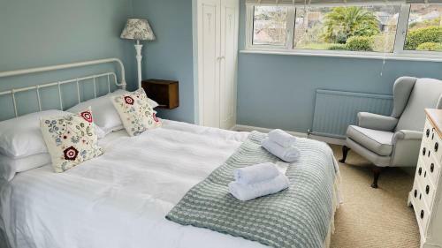 Number 20 - Central, Classic Style, Private And Parking