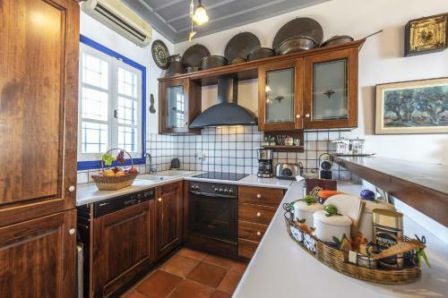 Beachfront Spetses Spectacular Fully Equipped Traditional Villa Familiesgroups